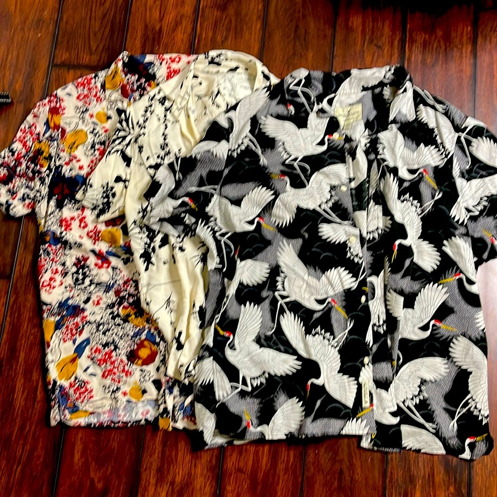 Vibrant Trio: Bundle of Three Rayon Hawaiian Shirts – Perfect for Summer